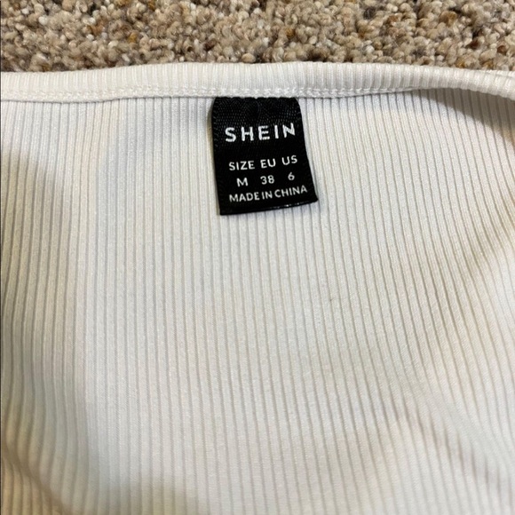 Halter Crop Top - Picture 4 of 4